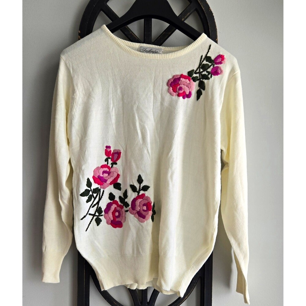 Vintage 90s Grandma Core Floral Embroidered Knit Crewneck Pullover Sweater M